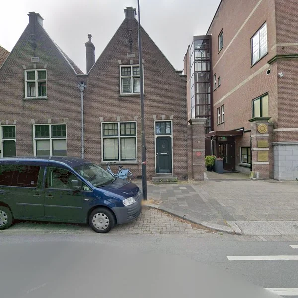 Straatbeeld van Singel 76, 3311SJ Dordrecht