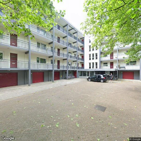 Straatbeeld van Sinnigvelderstraat 197, 1382EV Weesp