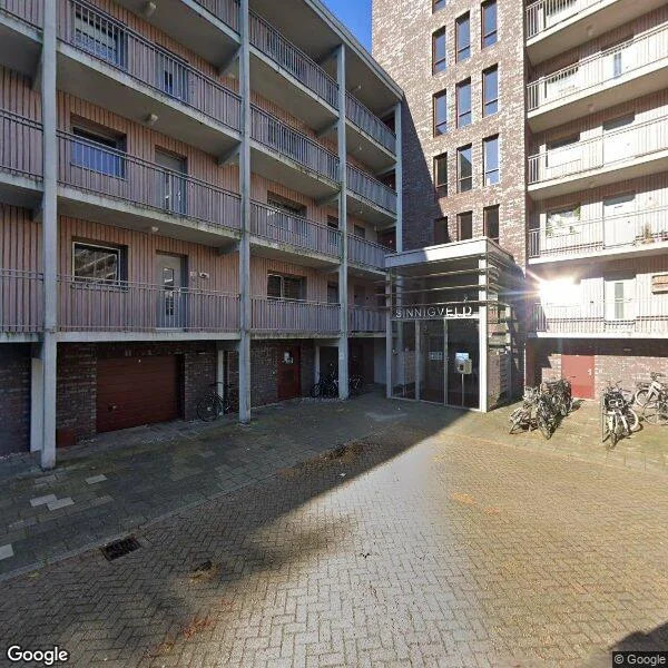Straatbeeld van Sinnigvelderstraat 3, 1382EM Weesp