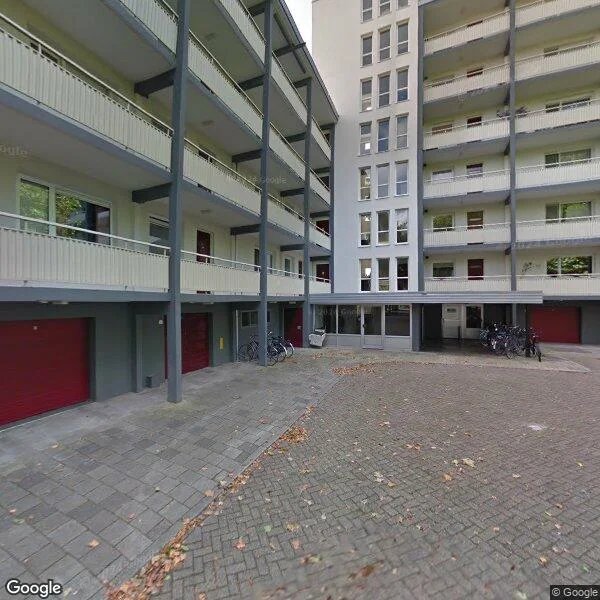 Straatbeeld van Sinnigvelderstraat 307, 1382EX Weesp