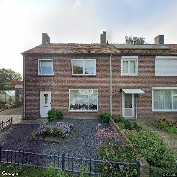 Straatbeeld van Sint Cornelisstraat 35, 5827AK Vortum-Mullem