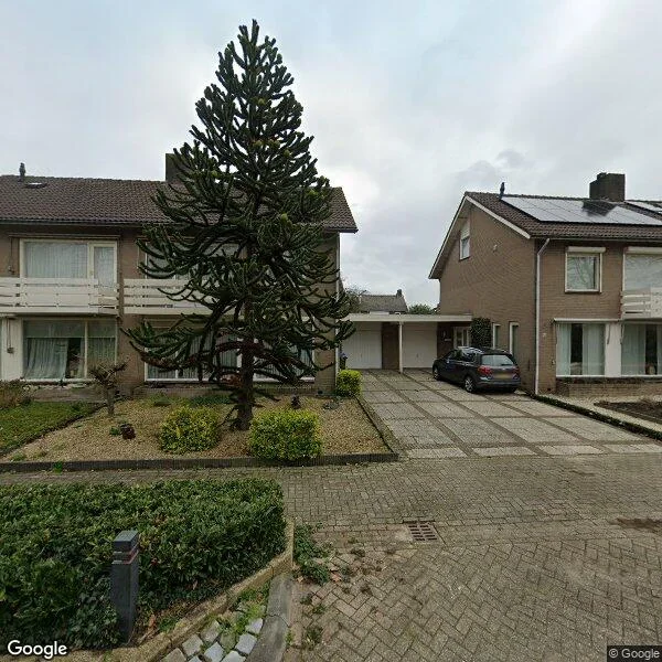 Straatbeeld van Sint Jorisstraat 14, 5268CP Helvoirt