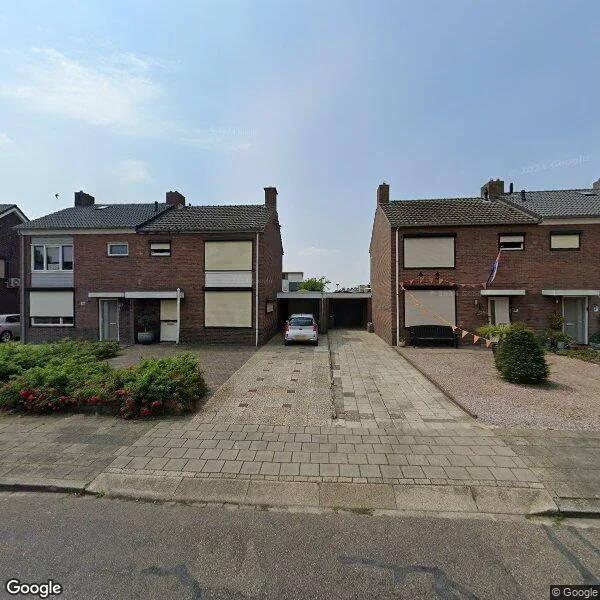 Straatbeeld van Sint Jozefweg 59, 5953JL Reuver