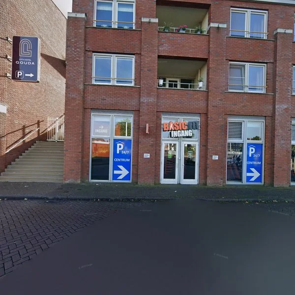 Straatbeeld van Sint Mariewal 8, 2801WS Gouda