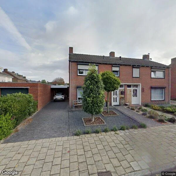 Straatbeeld van Sint Odastraat 16, 6002BD Weert