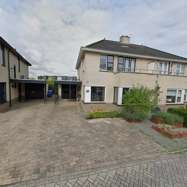 Straatbeeld van Slingerbeek 17, 8064JE Zwartsluis