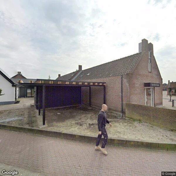 Straatbeeld van Sluisweg 30, 3751BP Bunschoten-Spakenburg