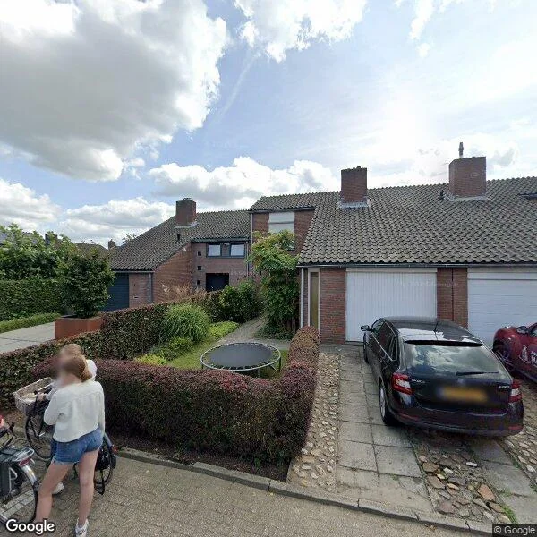 Straatbeeld van Sluizerbank 9, 6213JZ Maastricht