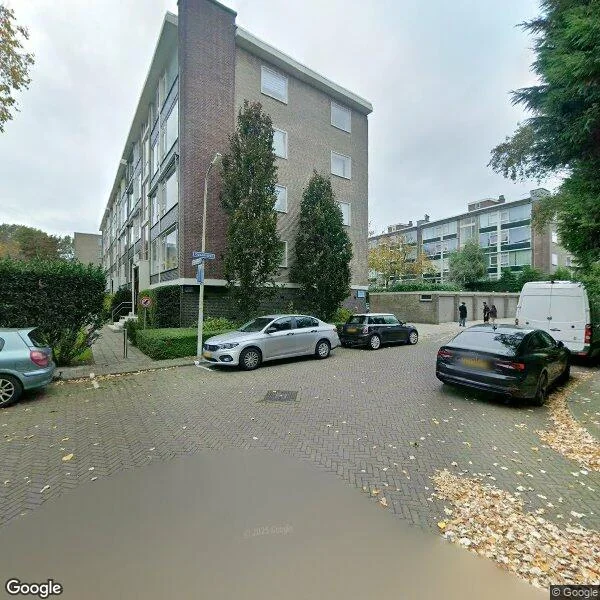Straatbeeld van Smaragdhorst 43, 2592RG Den Haag