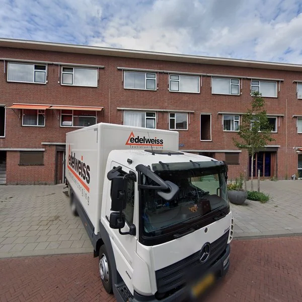 Straatbeeld van Spaarnestraat 54, 2515VP Den Haag