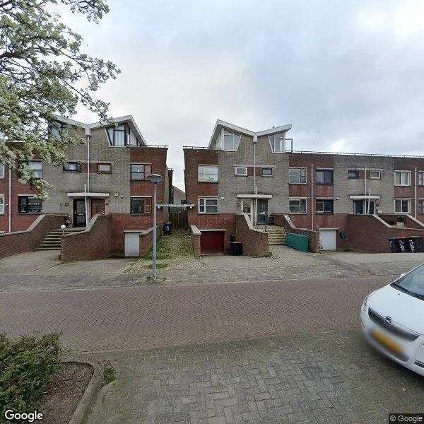 Straatbeeld van Spakenburglaan 17, 8244DW Lelystad