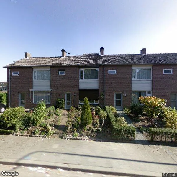 Straatbeeld van Spireastraat 3, 5691SJ Son en Breugel