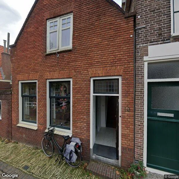 Straatbeeld van Spoorstraat 10, 1621HN Hoorn