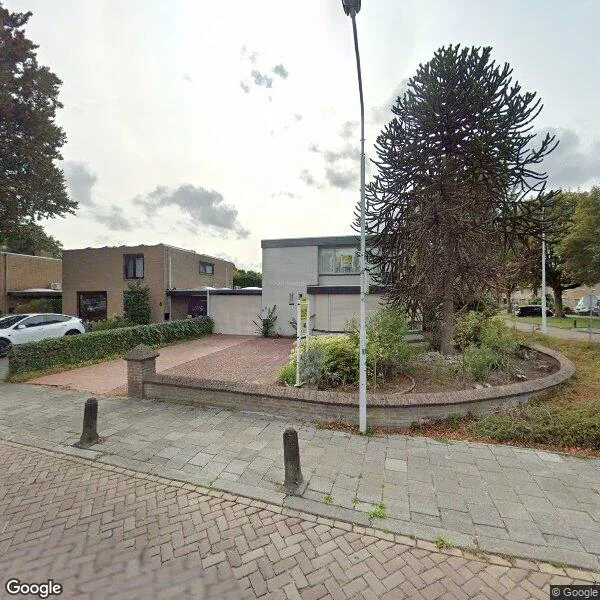 Straatbeeld van Spoorstraat 5, 5684AA Best
