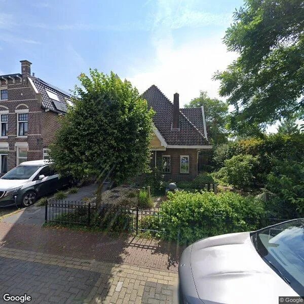 Straatbeeld van Spoorstraat 52, 2411EG Bodegraven