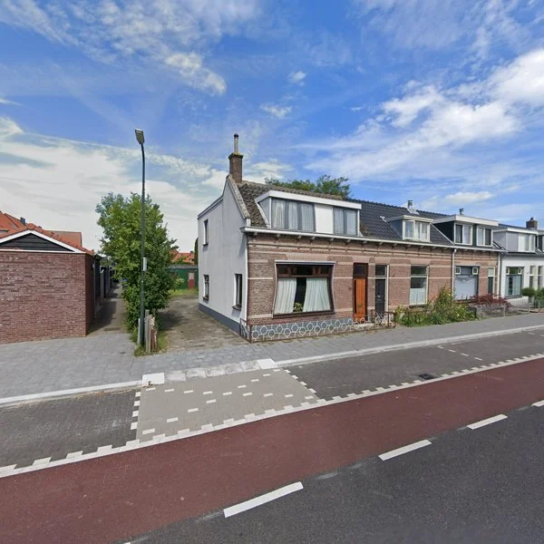 Straatbeeld van Spoorweg 30, 3373AP Hardinxveld-Giessendam