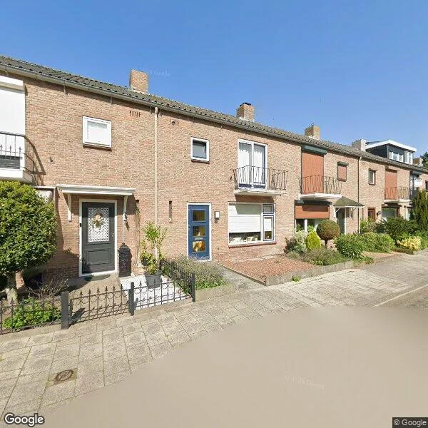 Straatbeeld van Sportlaan 82, 3261AW Oud-Beijerland