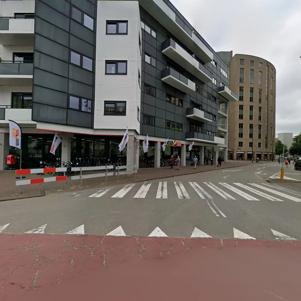 Straatbeeld van Spuiboulevard 106H, 3311GR Dordrecht