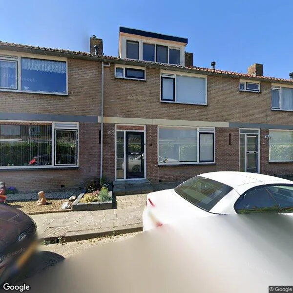 Straatbeeld van Spuistraat 36, 3299XJ Maasdam