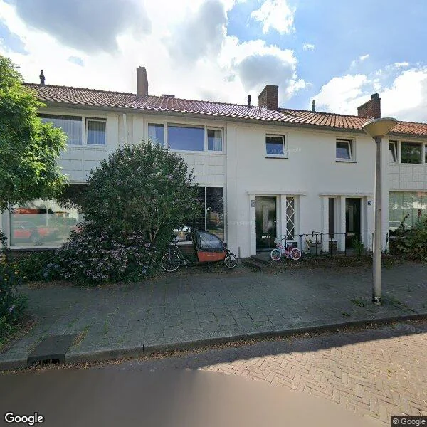 Straatbeeld van St Adelbertuslaan 24, 5643PL Eindhoven