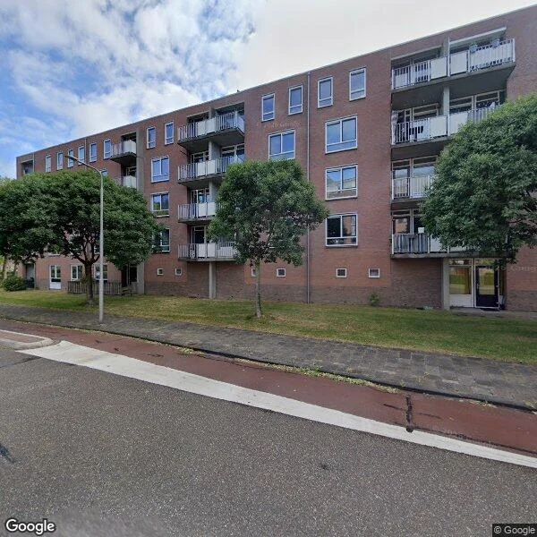 Straatbeeld van Staalstraat 124, 8301XW Emmeloord