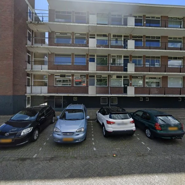 Straatbeeld van Staringlaan 288, 3351TH Papendrecht