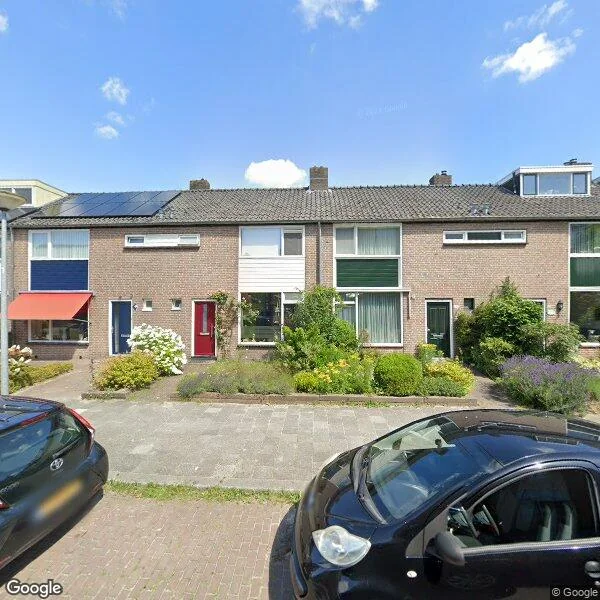 Straatbeeld van Staringstraat 5, 9721NR Groningen