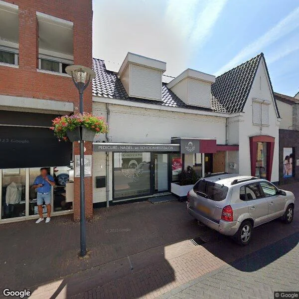 Straatbeeld van Stationsstraat 1, 6093BJ Heythuysen
