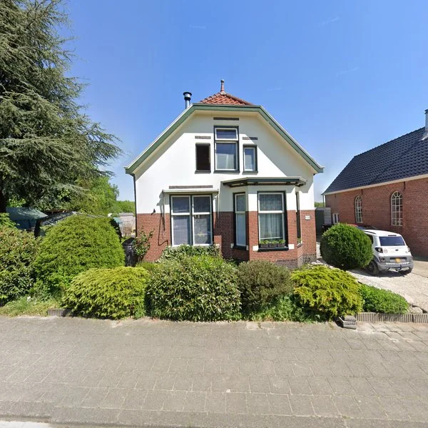 Straatbeeld van Stationsstraat 106, 9679EG Scheemda