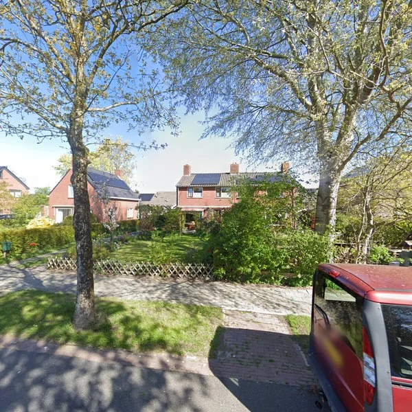 Straatbeeld van Stationsstraat 20, 9771AE Sauwerd