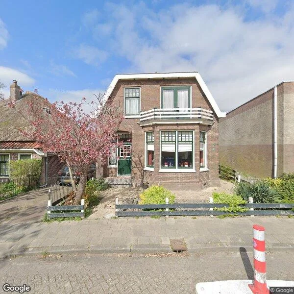 Straatbeeld van Stationsstraat 4, 1749EH Warmenhuizen