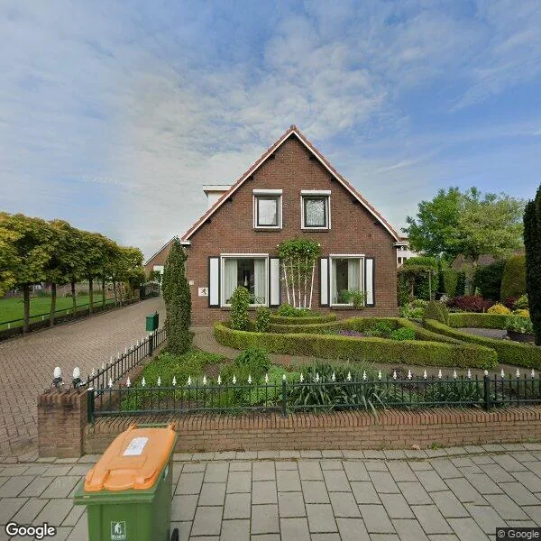 Straatbeeld van Stationsstraat 75, 3905JH Veenendaal