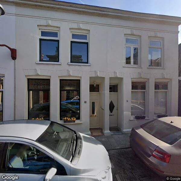 Straatbeeld van Stationstraat 28, 1815TC Alkmaar