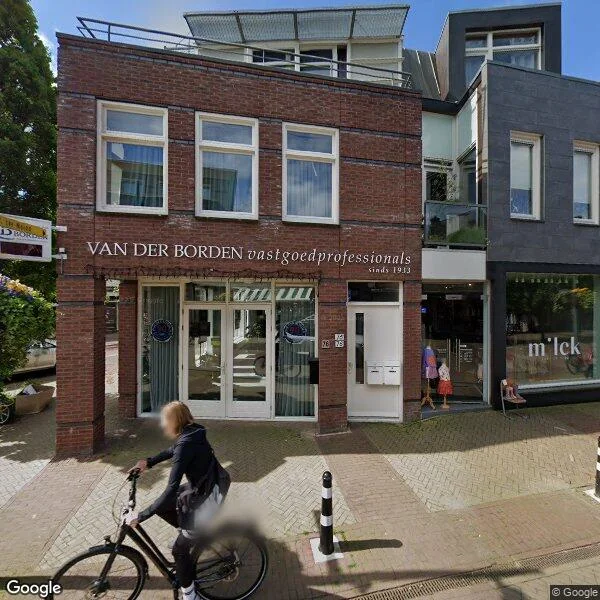 Straatbeeld van Stationsweg 76a, 1851LM Heiloo