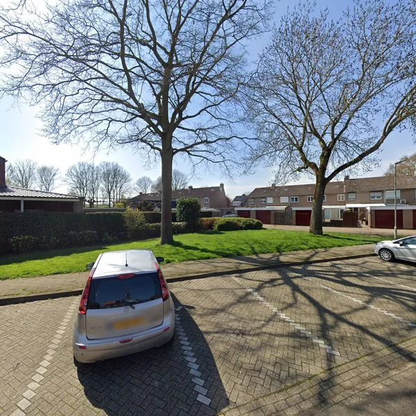 Straatbeeld van Steenakker 32, 6116CG Roosteren