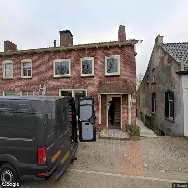 Straatbeeld van Steenweg 109, 4781AN Moerdijk