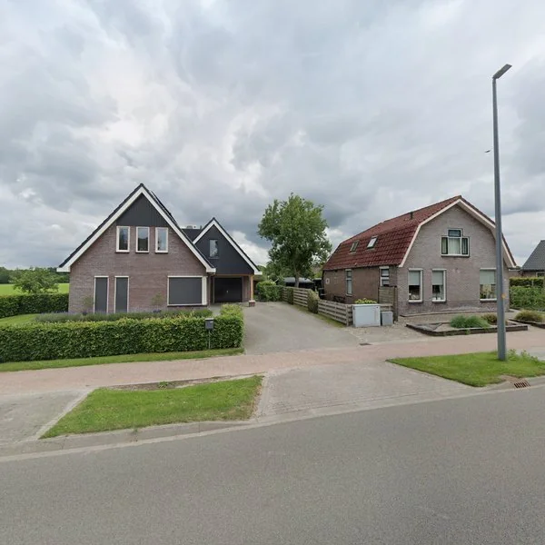 Straatbeeld van Steenwijkerweg 213, 8335LG Witte Paarden