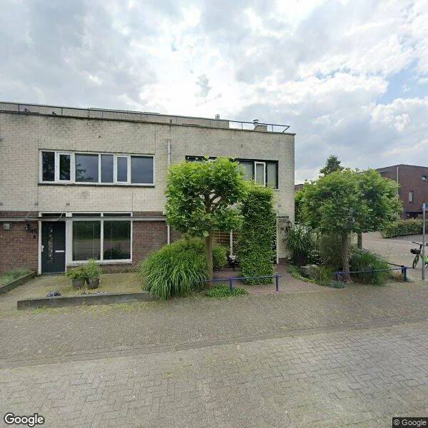 Straatbeeld van Steenwijksingel 48, 5035GB Tilburg