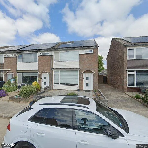 Straatbeeld van Sterkenburglaan 22, 3221BT Hellevoetsluis