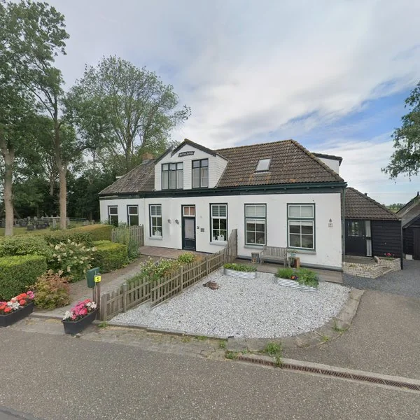 Straatbeeld van Straatweg 5, 8534WB Eesterga