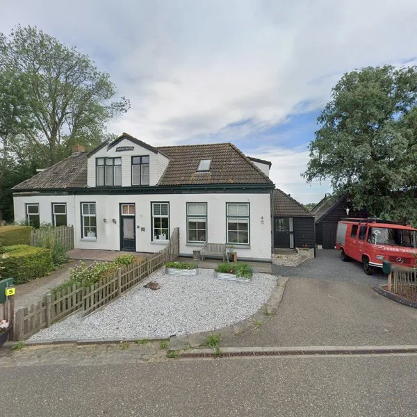 Straatbeeld van Straatweg 7, 8534WB Eesterga
