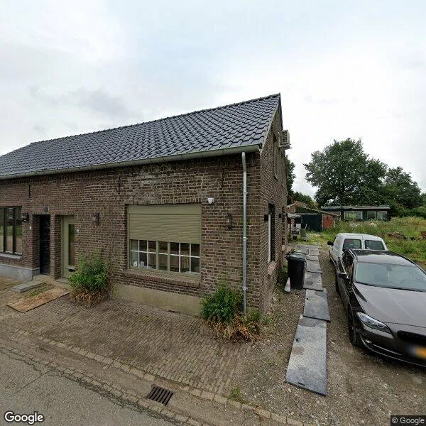 Straatbeeld van Straelseweg 4, 5941NJ Velden