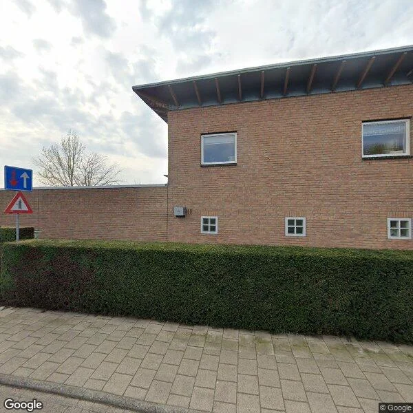 Straatbeeld van Strandmeer 2, 3994ZS Houten