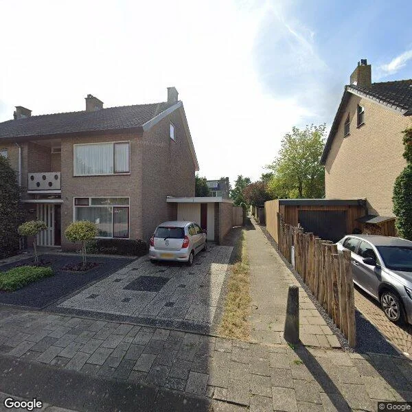 Straatbeeld van Strijpenlaan 18, 4847AW Teteringen