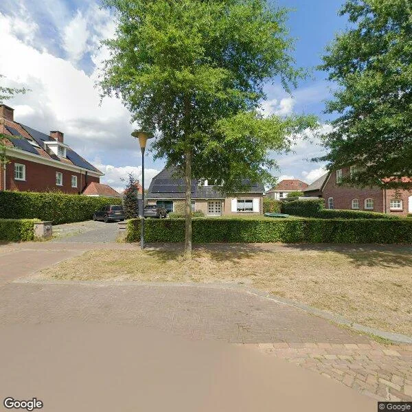 Straatbeeld van Strijpsebaan 34, 5508RB Veldhoven