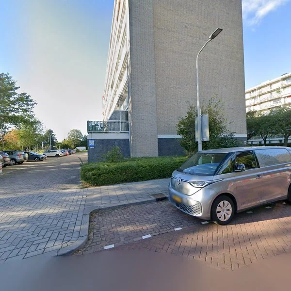 Straatbeeld van Suzannaland 64, 2591JH Den Haag