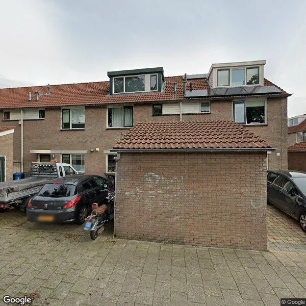 Straatbeeld van Suze Groenewegstraat 30, 1827LJ Alkmaar