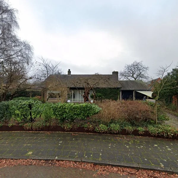 Straatbeeld van 't Rond 13, 3632BN Loenen aan de Vecht