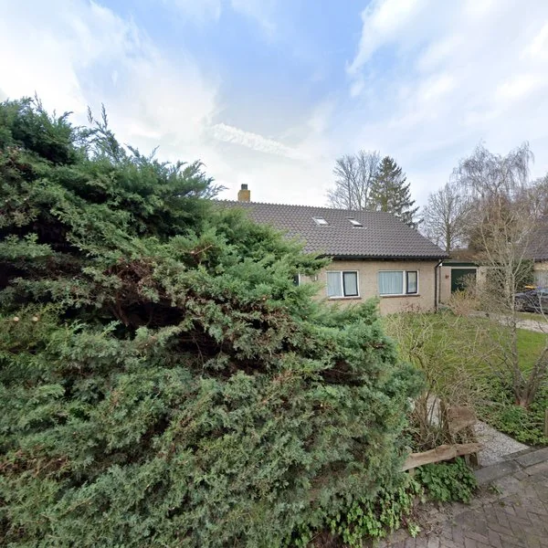 Straatbeeld van 't Rond 18, 3632BP Loenen aan de Vecht