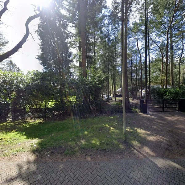 Straatbeeld van Taveernelaan 33, 3735KA Bosch en Duin